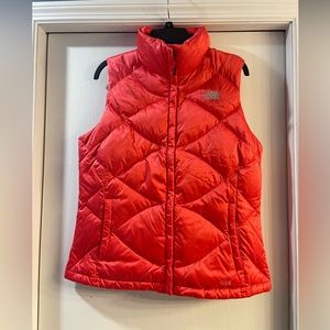 Women’s The North Face 550 puffer vest (size L)